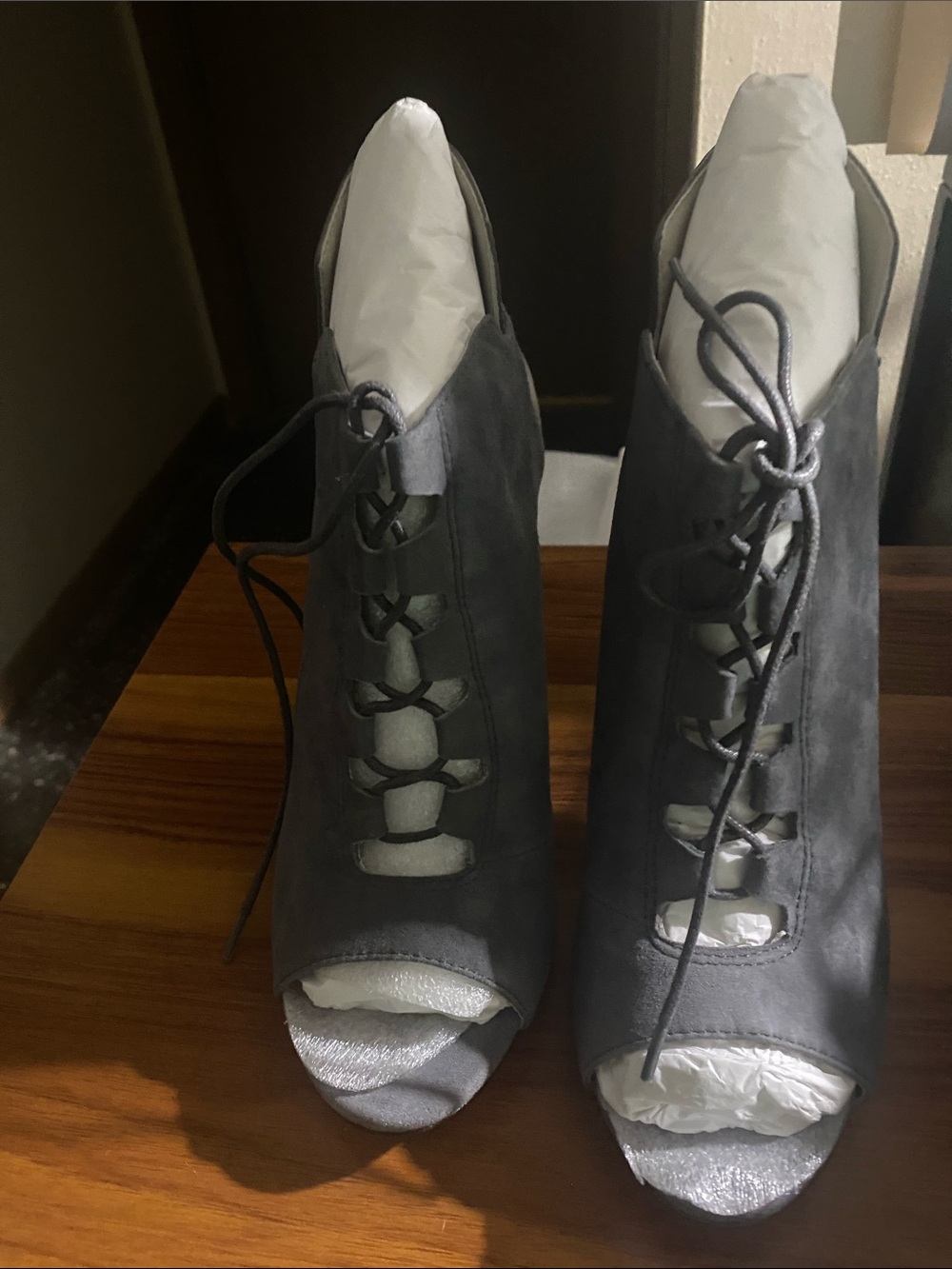 Suede shoe boots